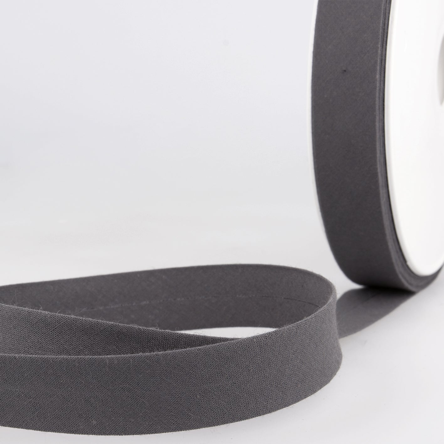 BIAIS uni gris foncé-27mm