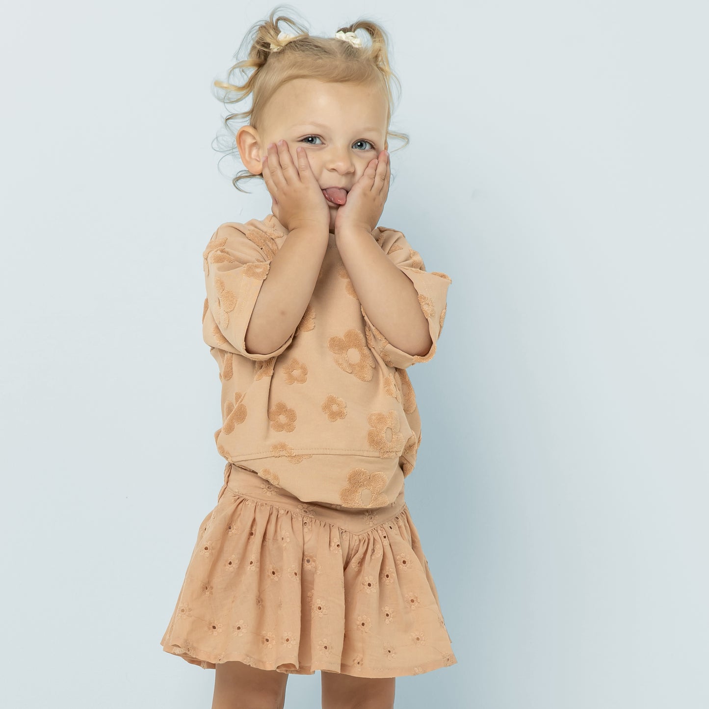 BRODERIE ANGLAISE Saumon QJUTIE