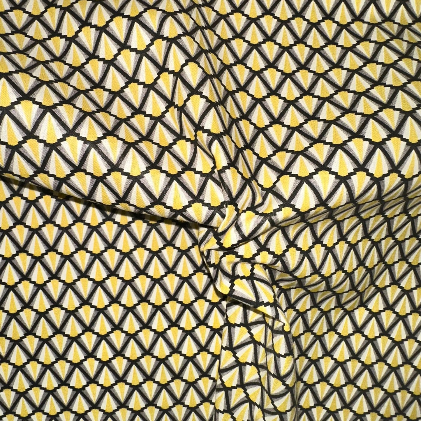 COTON IMPRIME Graphique  Noir et Moutarde